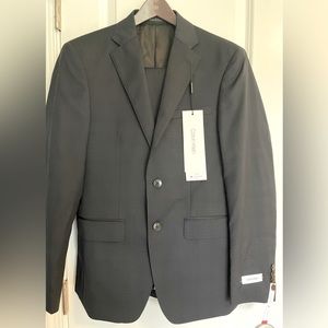 Calvin Klein Slim Fit Men’s Suit